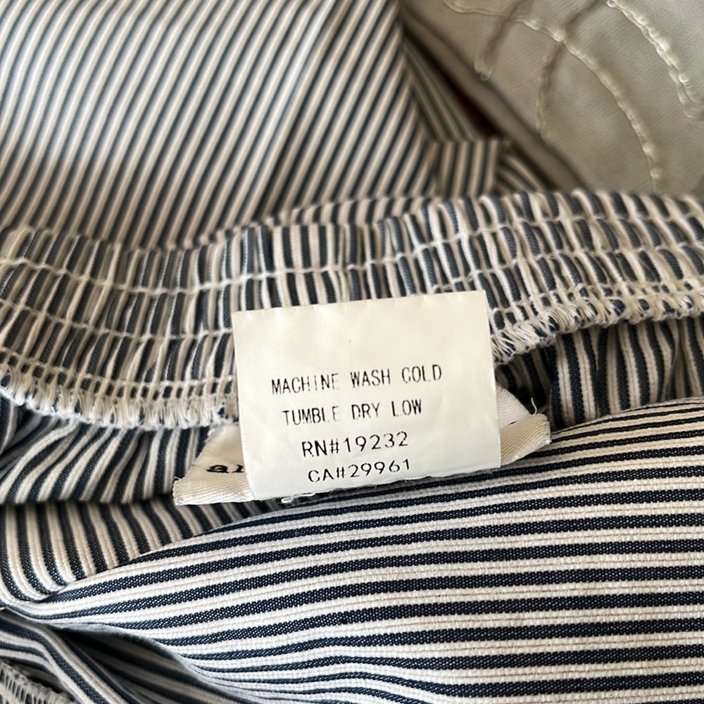 Alfred Dunner Cropped Pants - Picture 5 of 5